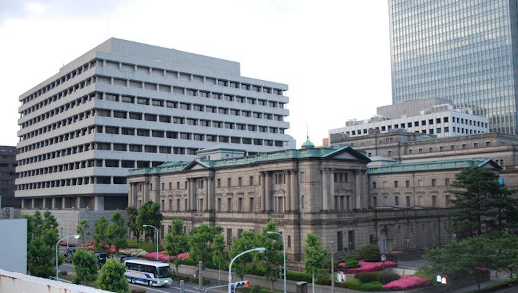 野村證券認為，隨著升息預期的建立，日本央行政策將出現強勁轉變