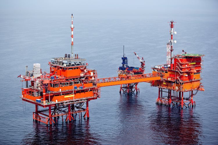 WTI油價延續整理接近118.00美元，美國石油協會公佈的原油庫存意外上升