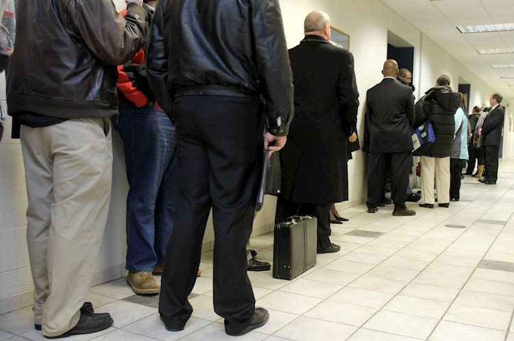 美國：上週首次申請失業救濟人數上升至22.9萬，預期為21萬