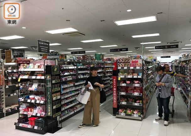 日本8月零售銷售按年升7%　高於預期